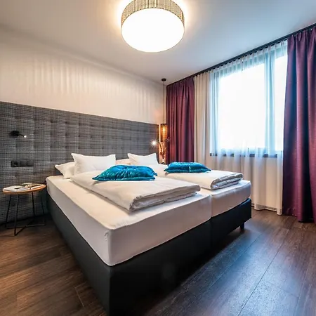 Rufi's Hotel 3*